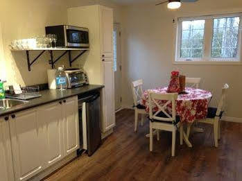 The Treehouse Bed And Breakfast Flesherton ภายนอก รูปภาพ
